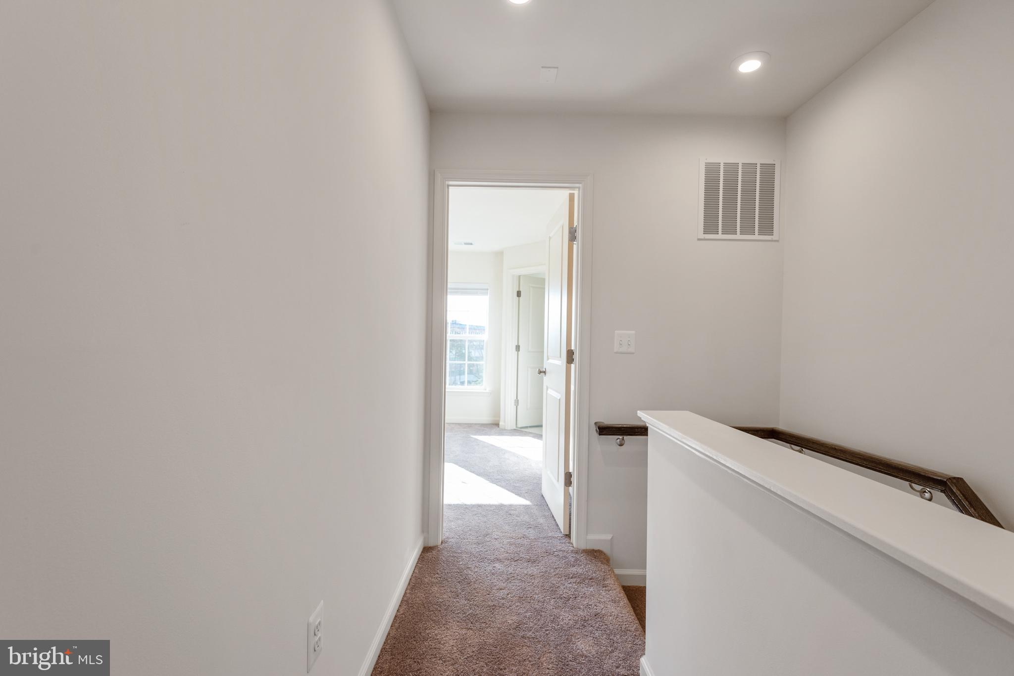 SIGNAL HILL - Residential