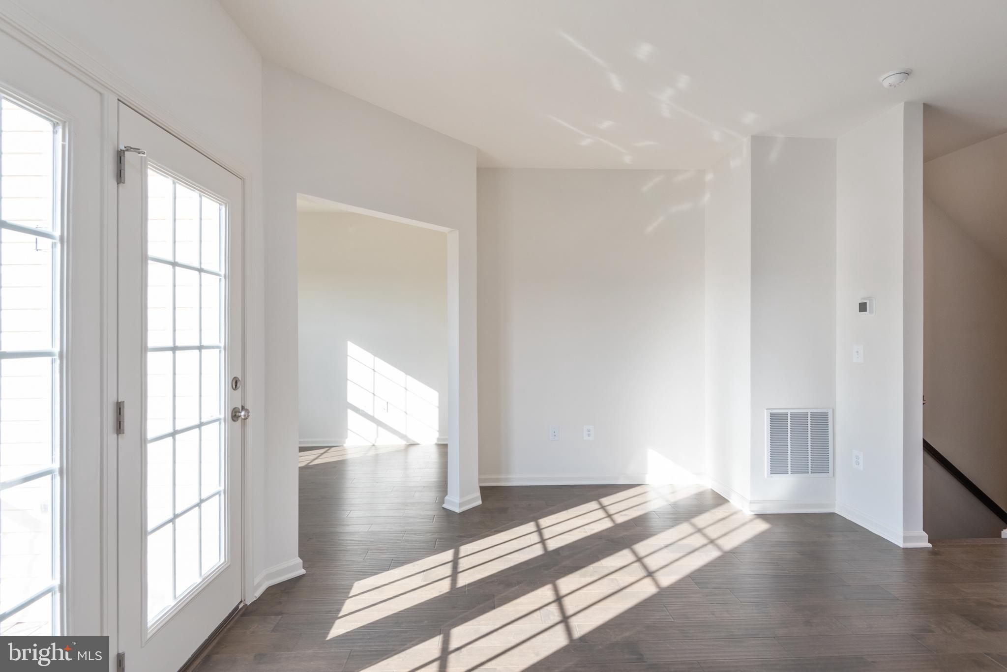 SIGNAL HILL - Residential