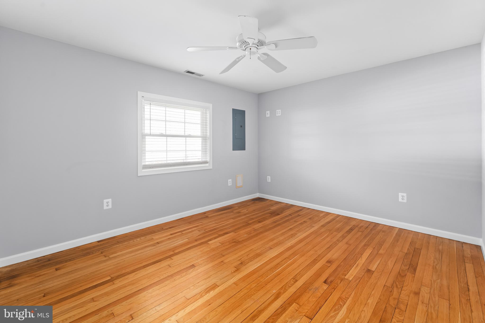 KENT ISLAND ESTATES - Residential