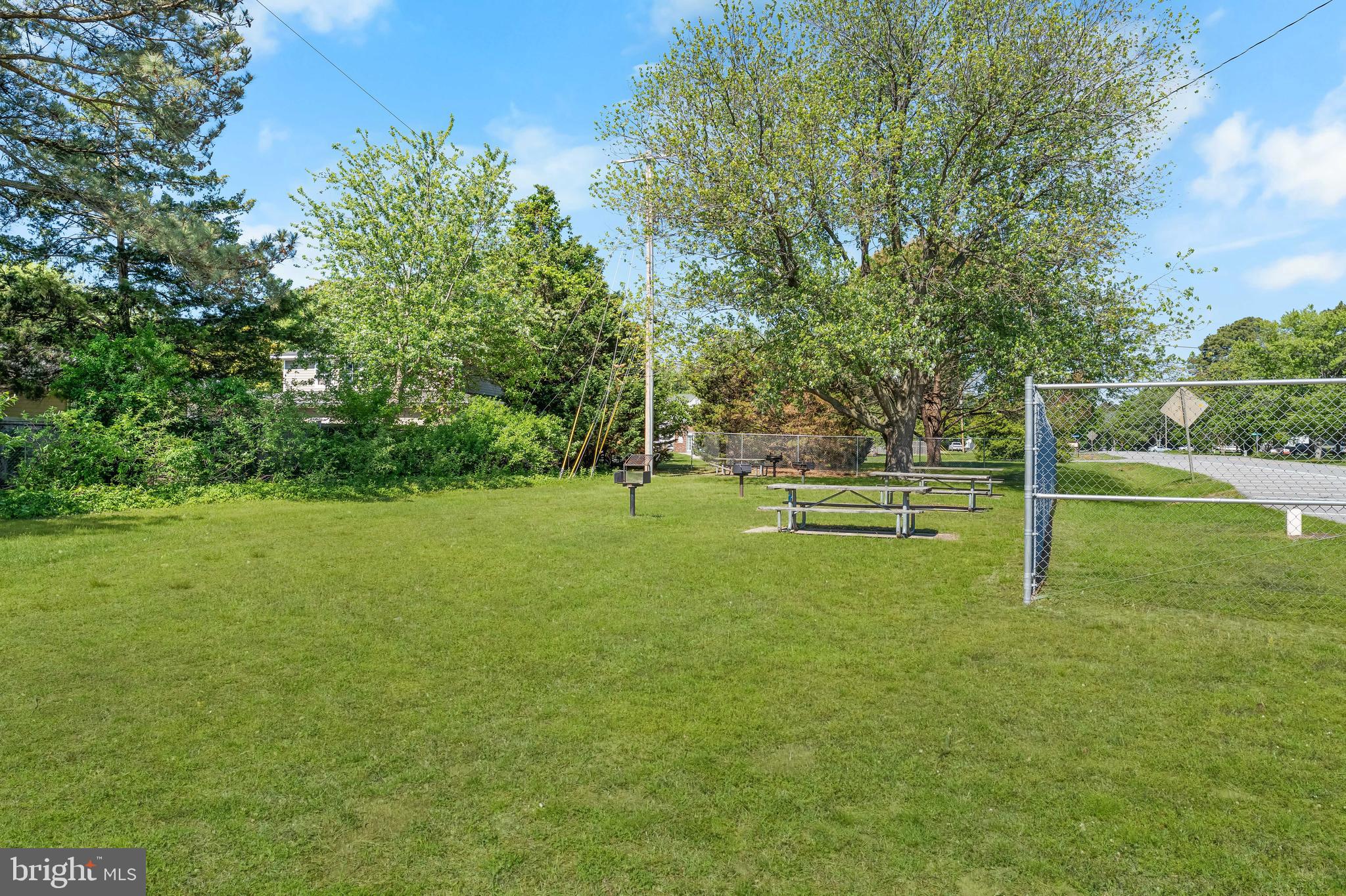 KENT ISLAND ESTATES - Residential