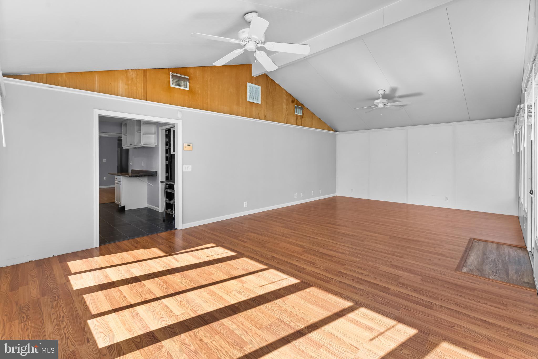 KENT ISLAND ESTATES - Residential