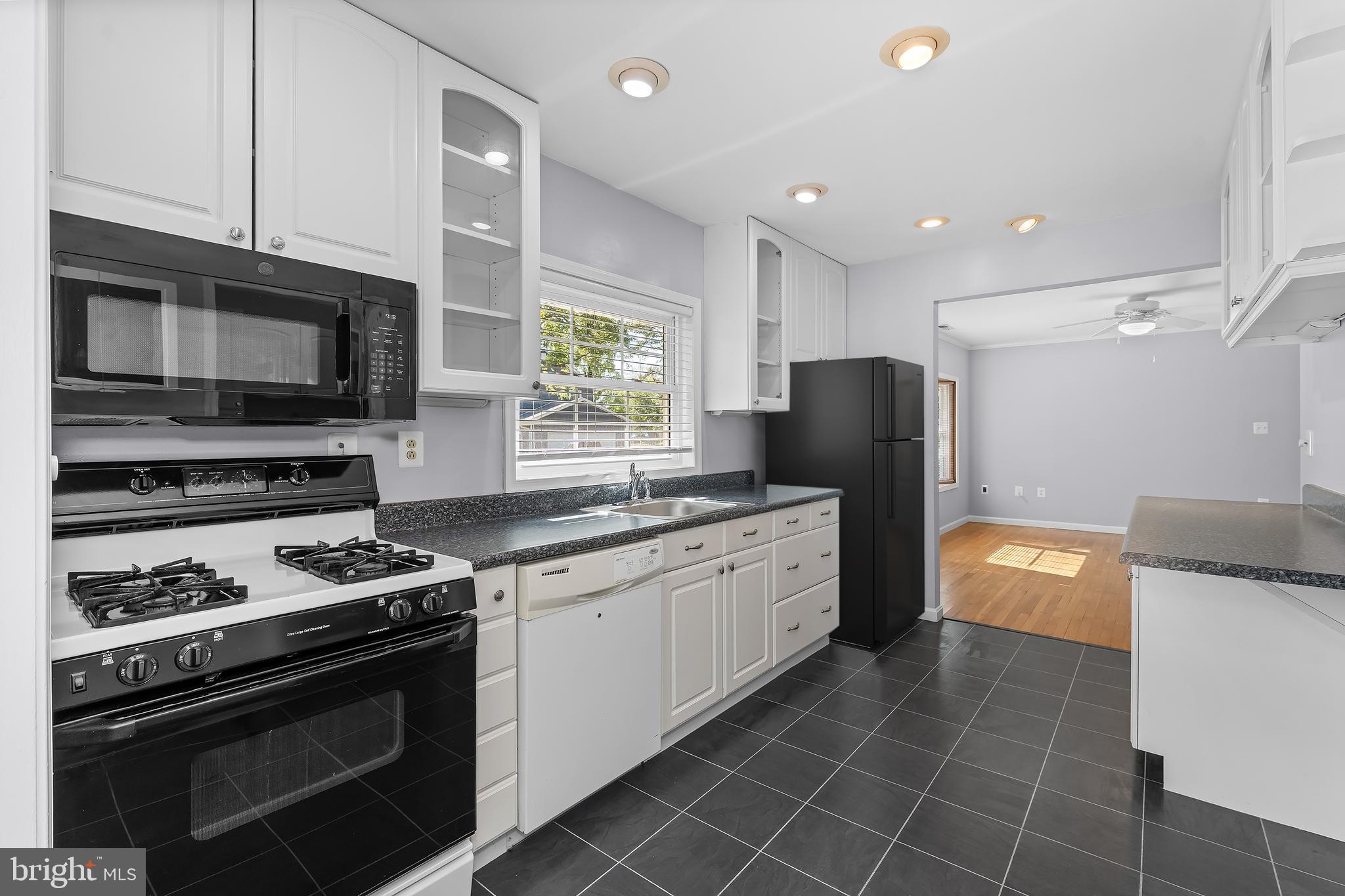 KENT ISLAND ESTATES - Residential