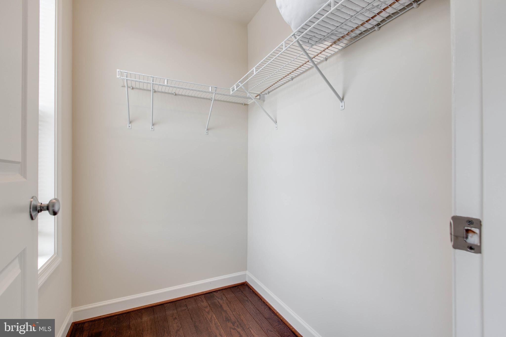 LANDSDALE - Residential