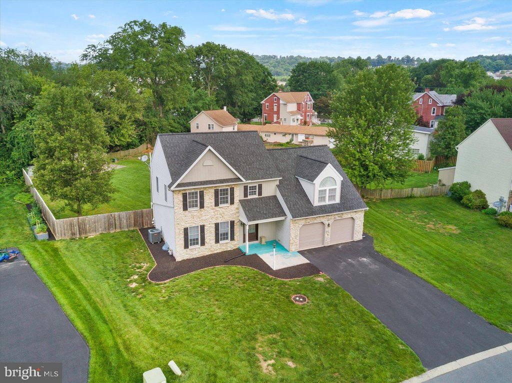 Photo of 151 STRICKLER RUN DR, COLUMBIA, PA 17512 (MLS # PALA2036670)