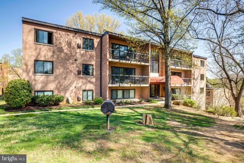 3210 S 28TH STREET 202 ALEXANDRIA VA 22302