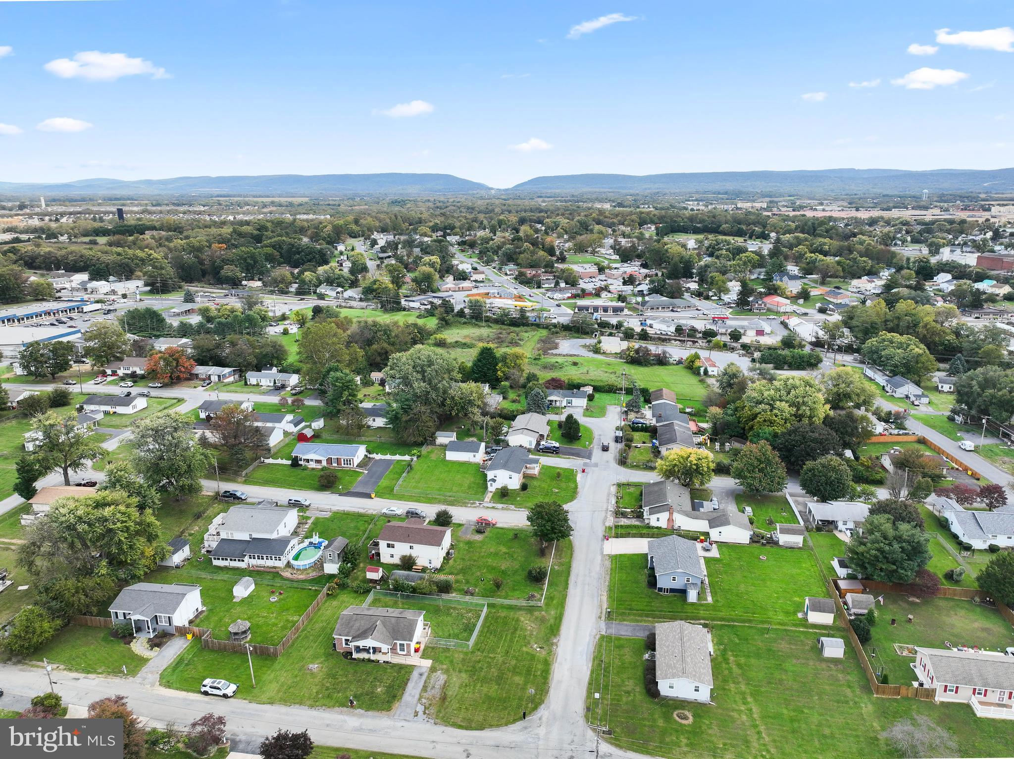 ORCHARD HILLS - Residential