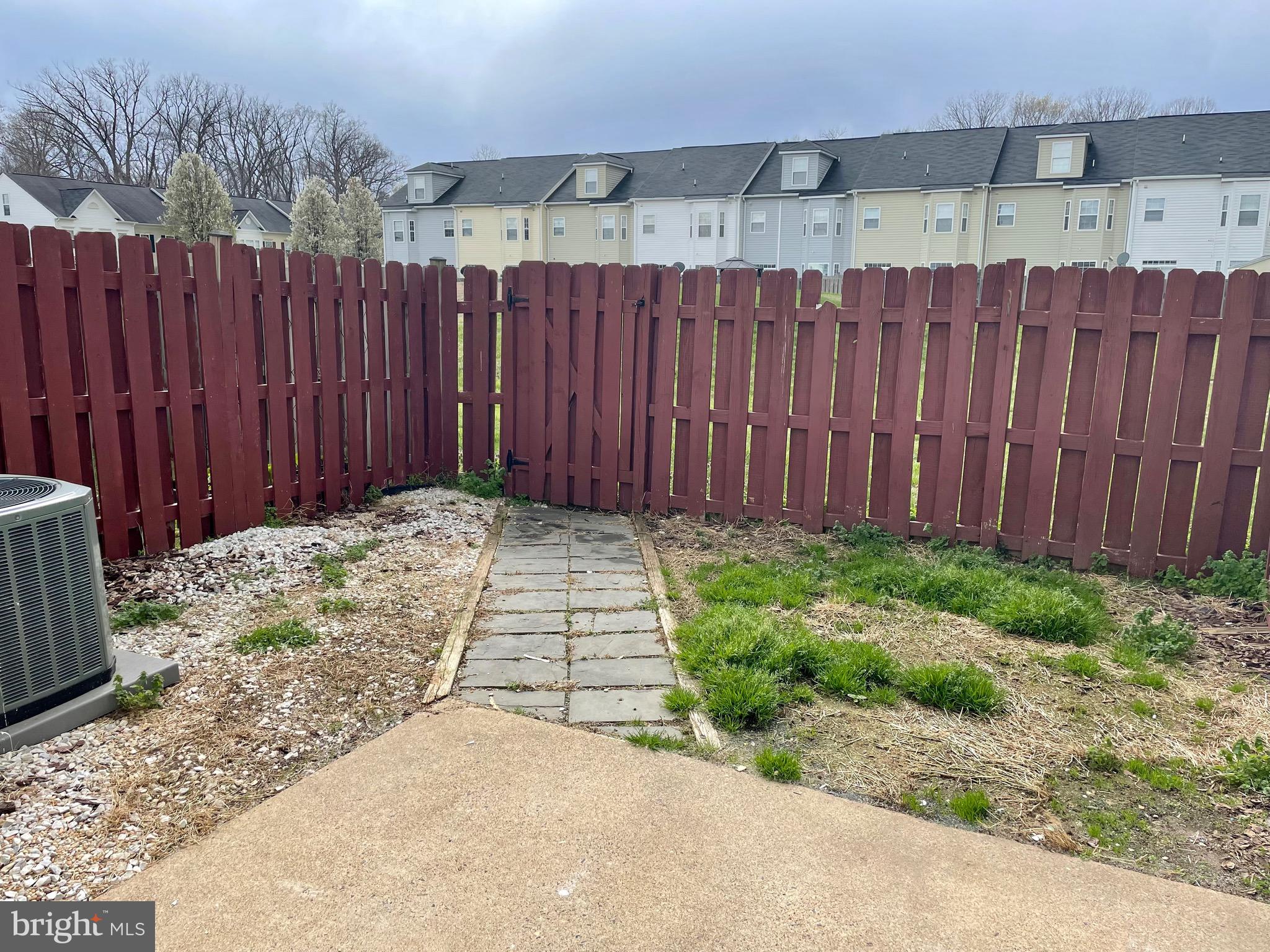 MALLARDS LANDING - Residential Lease