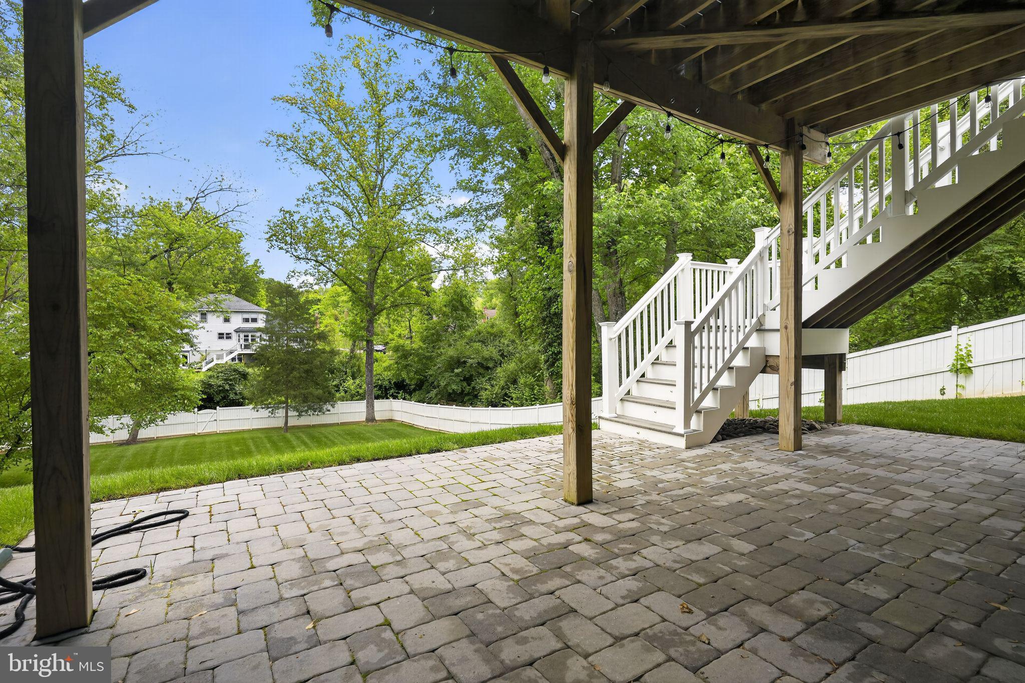 OAKCREST - Residential