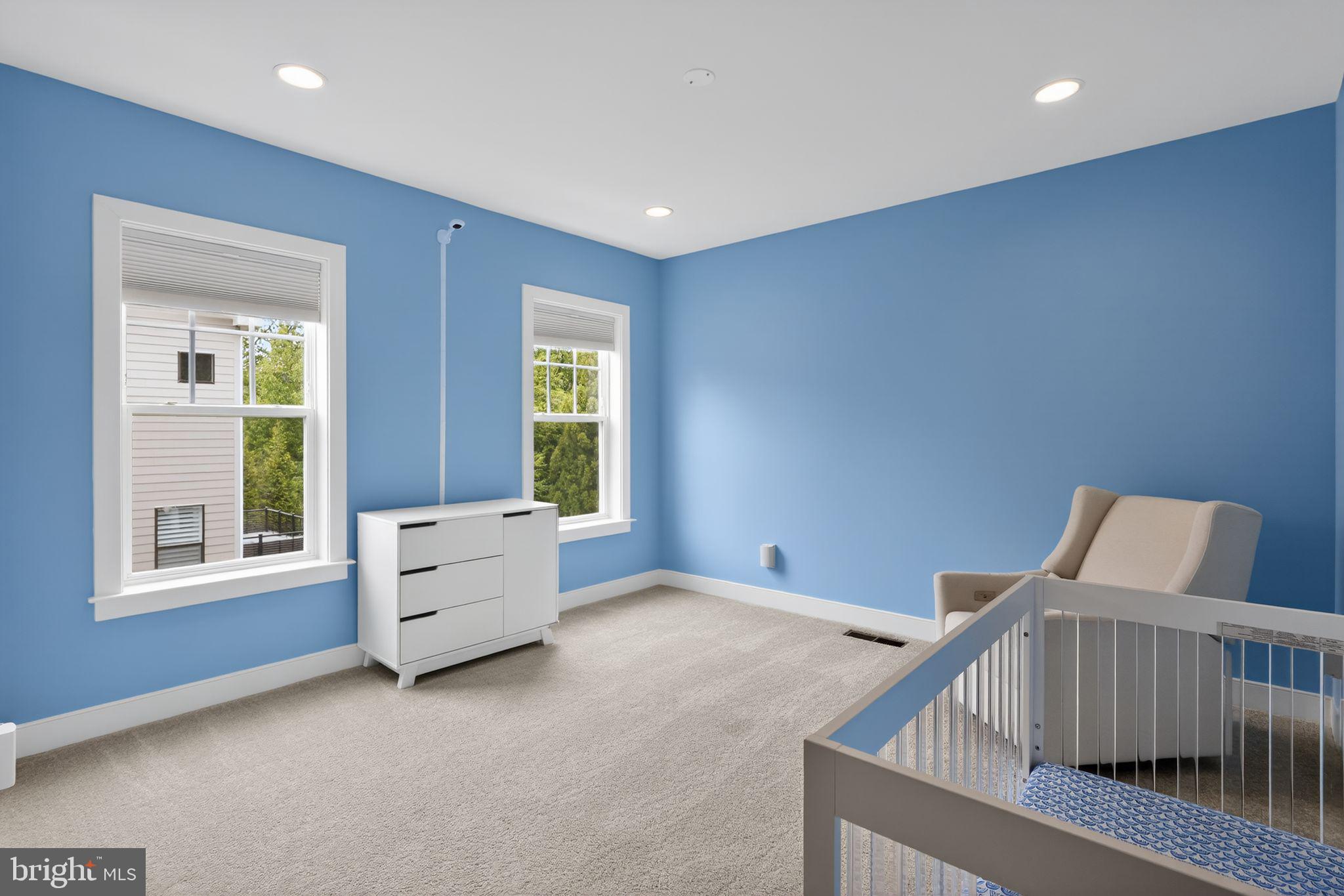 OAKCREST - Residential