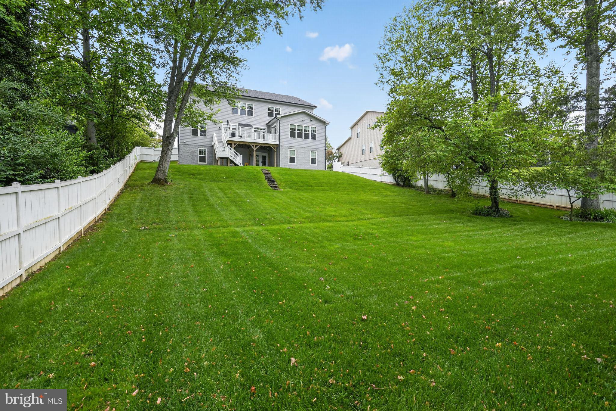 OAKCREST - Residential