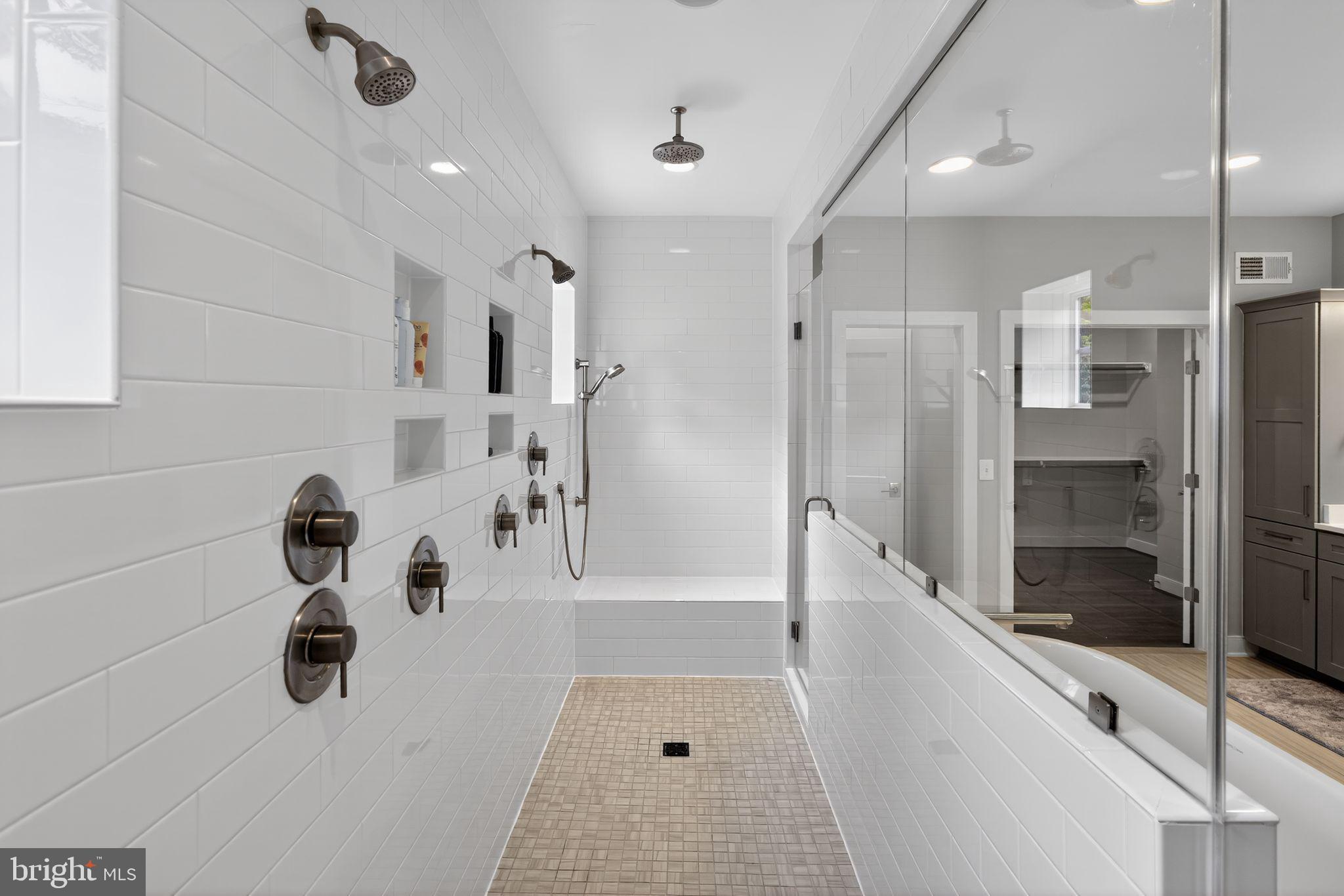 OAKCREST - Residential