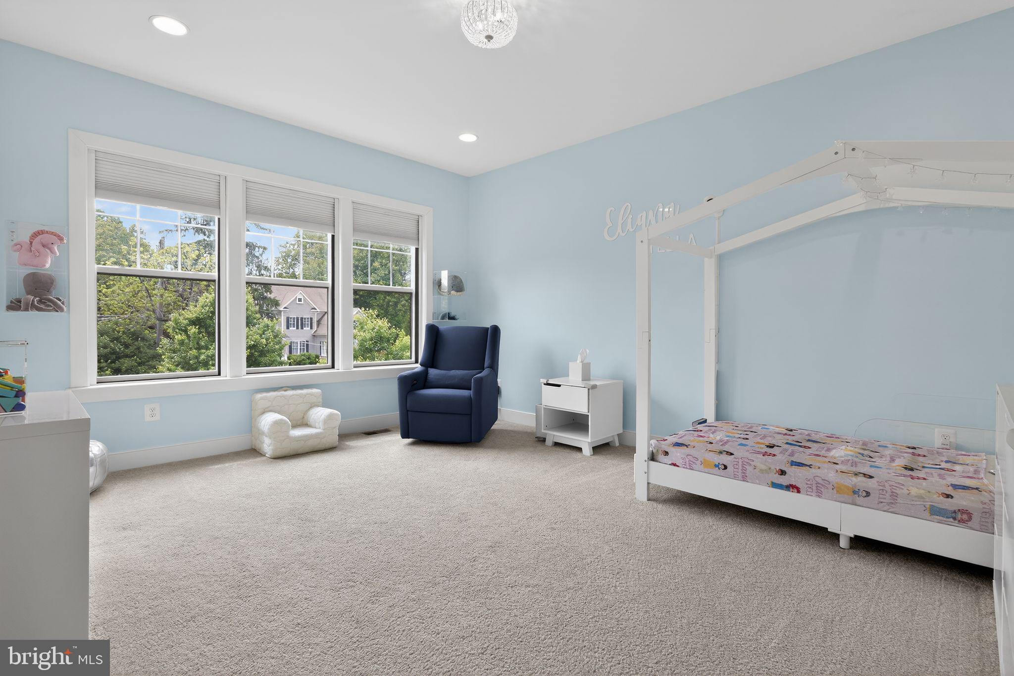 OAKCREST - Residential
