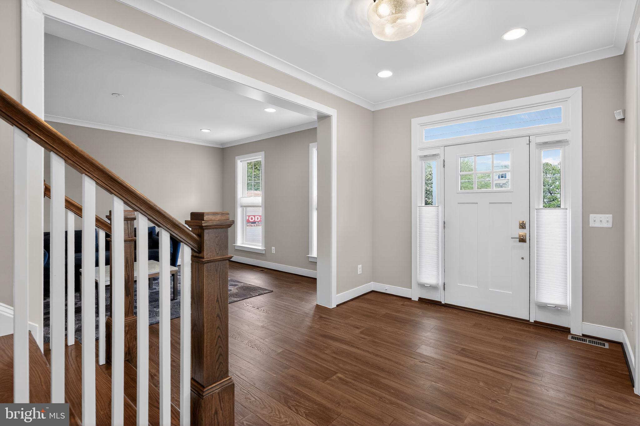 OAKCREST - Residential