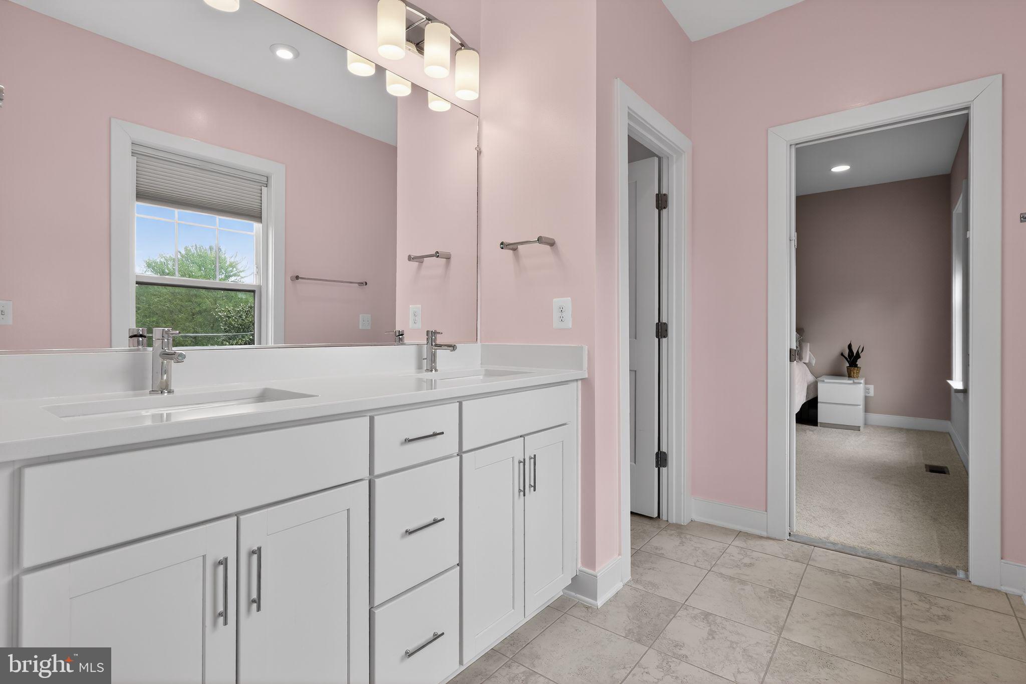 OAKCREST - Residential