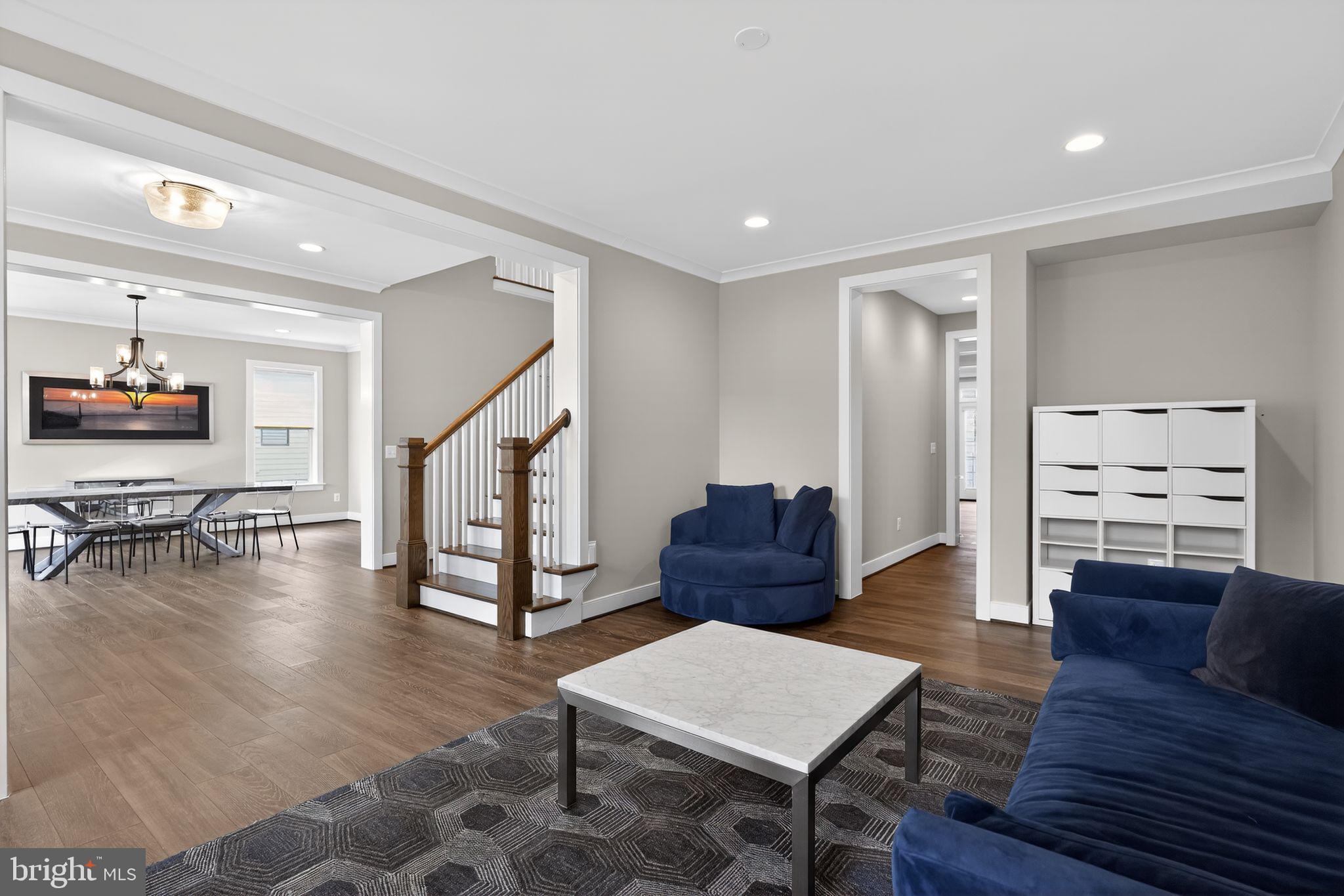 OAKCREST - Residential