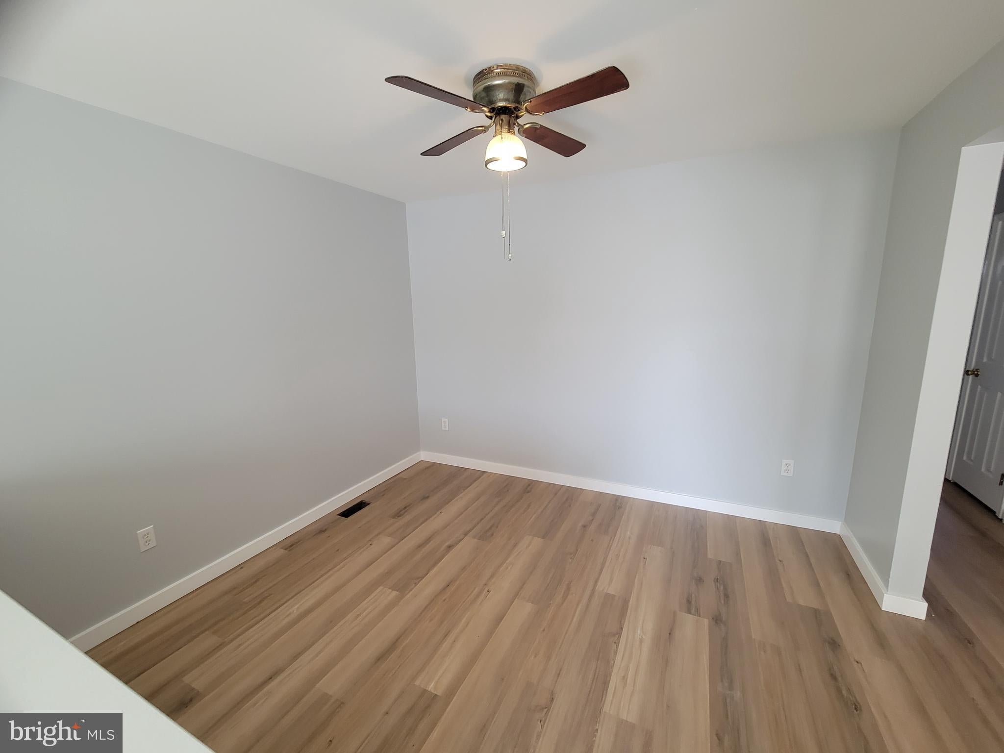 43 HETTON COURT