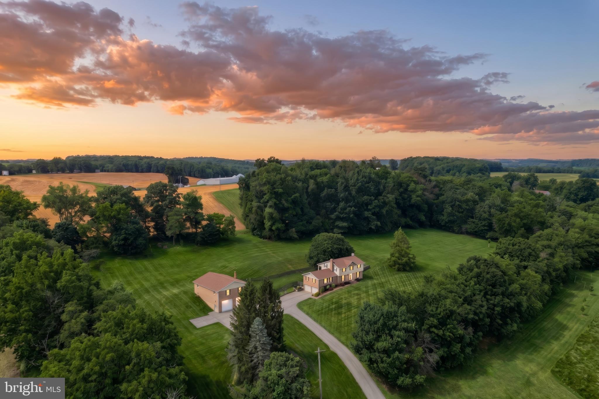 715 MEADOWVIEW DRIVE