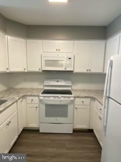 MONTGOMERY BROOKE - Residential Lease