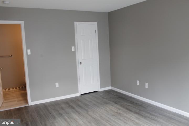 MONTGOMERY BROOKE - Residential Lease