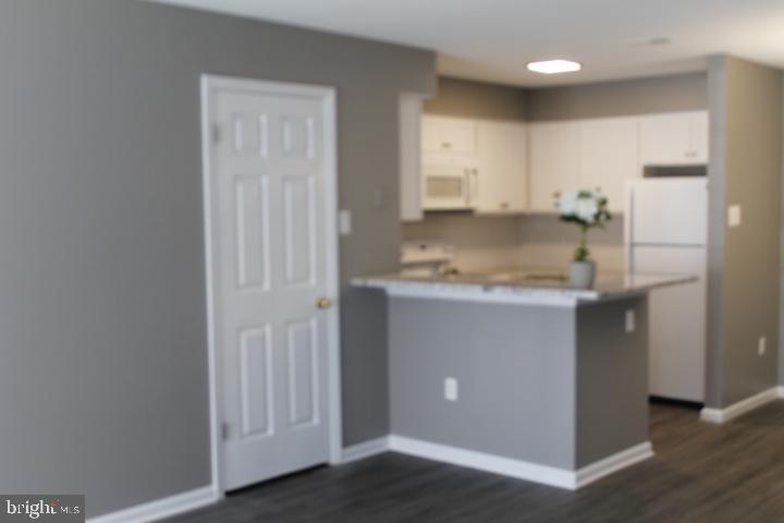 MONTGOMERY BROOKE - Residential Lease