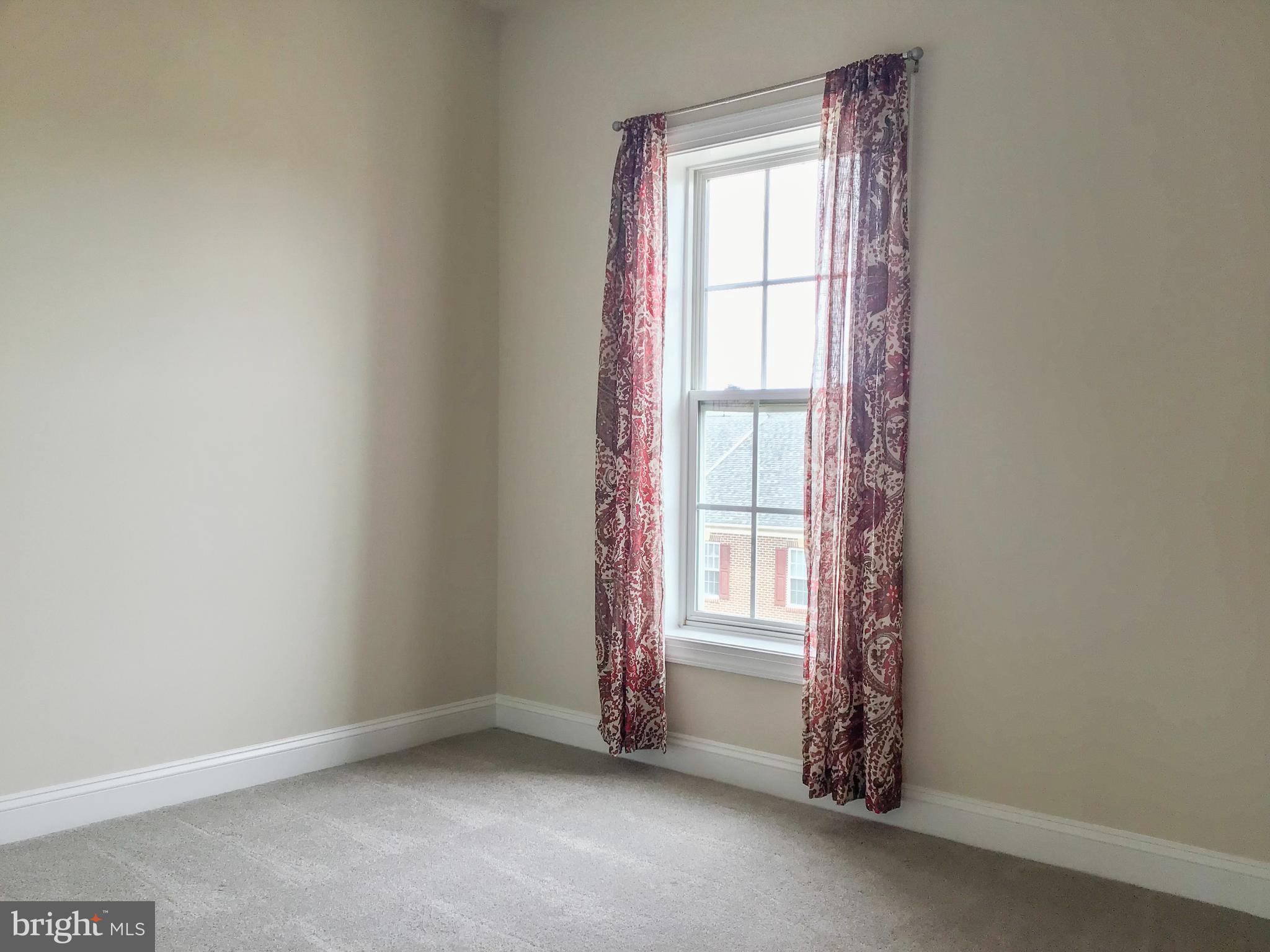 POTOMAC CLUB - Residential Lease