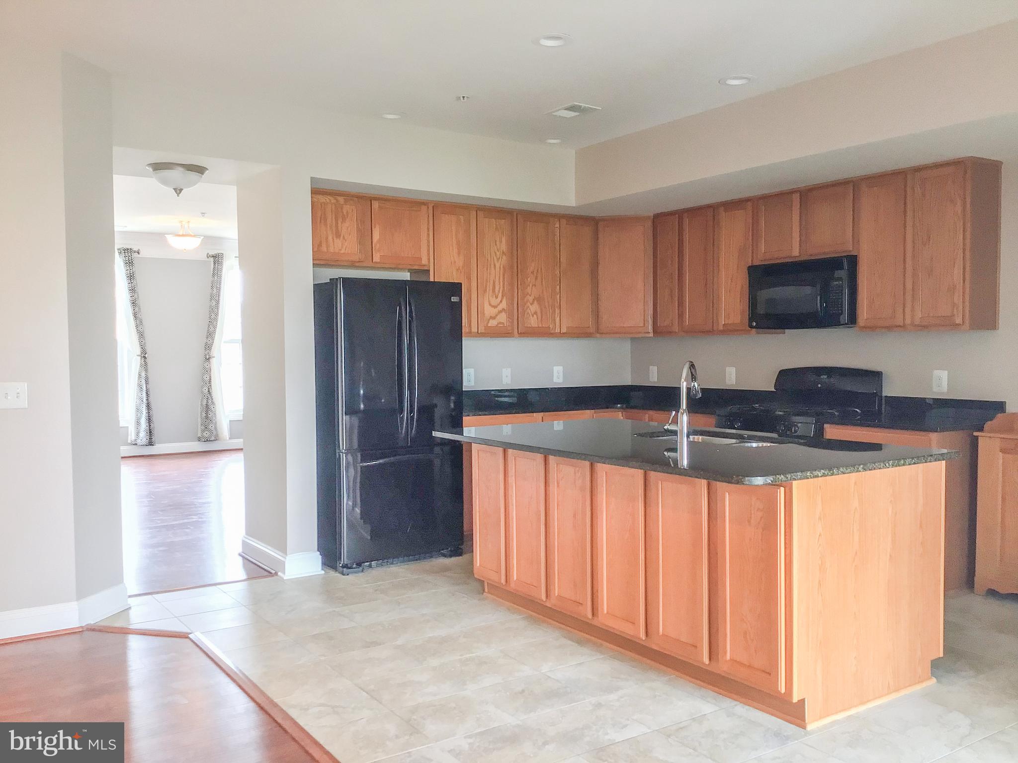 POTOMAC CLUB - Residential Lease