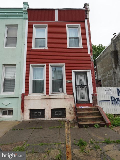 Townhouse For Sale - 2827 N 9th Street<br/> PHILADELPHIA, PA 19133