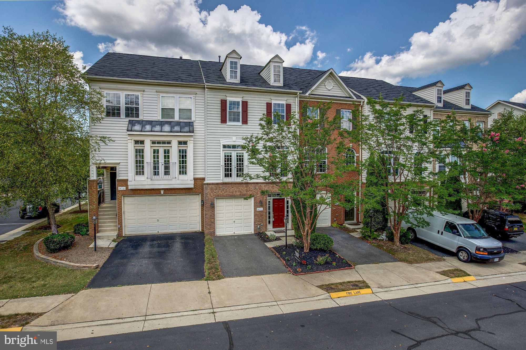 STONE RIDGE LANDBAY 5R - Residential