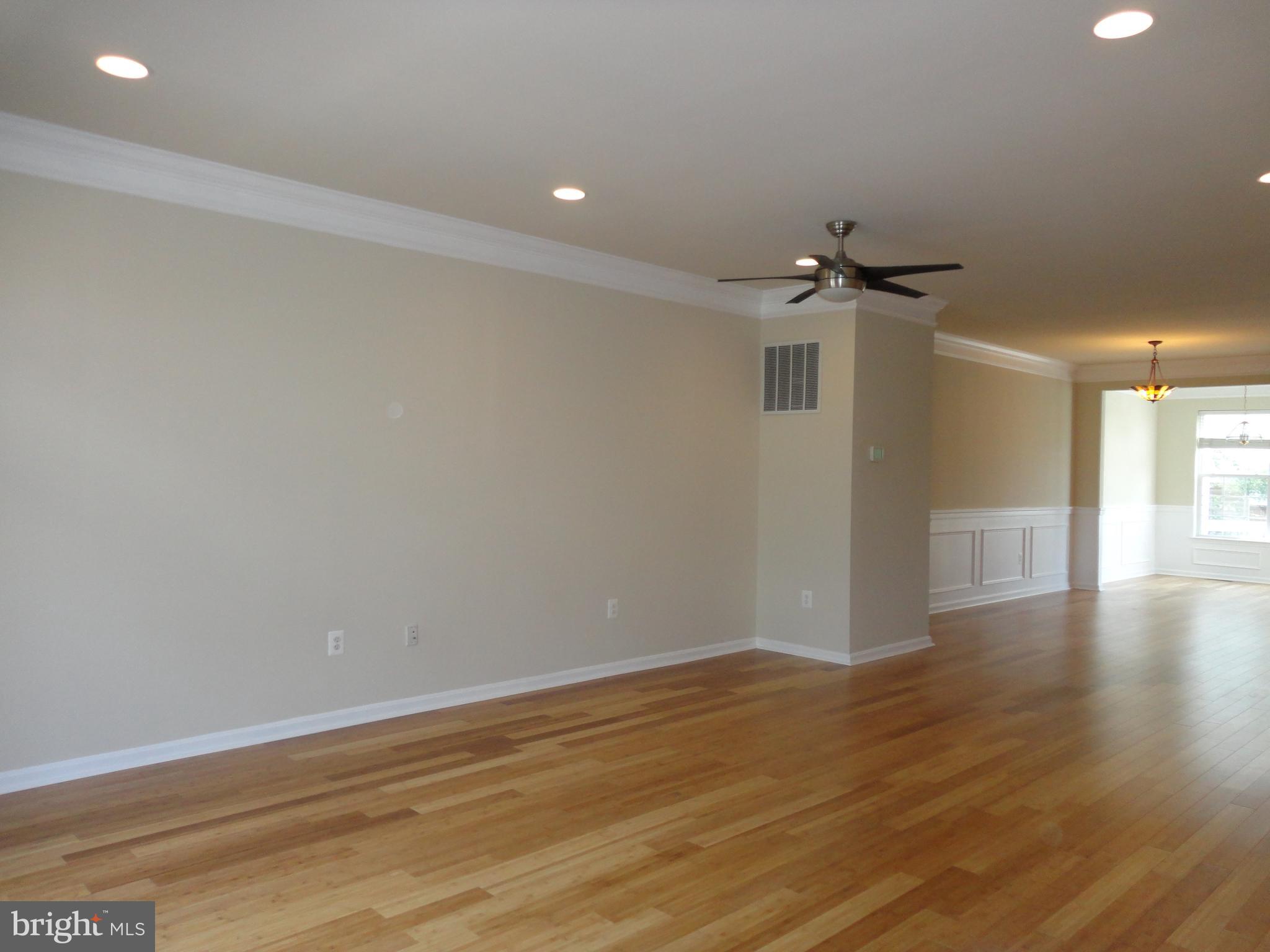 STONE RIDGE LANDBAY 5R - Residential