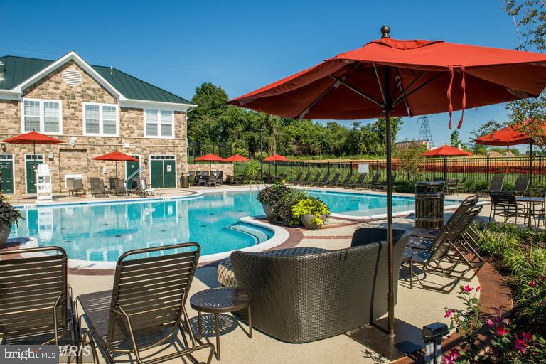 STONE RIDGE LANDBAY 5R - Residential