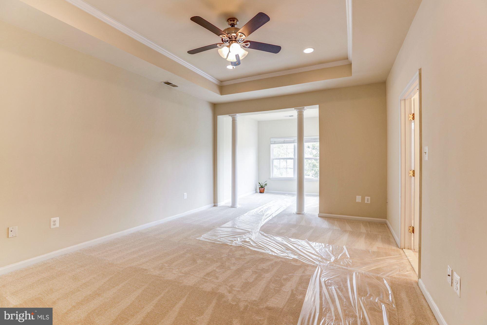 STONE RIDGE LANDBAY 5R - Residential