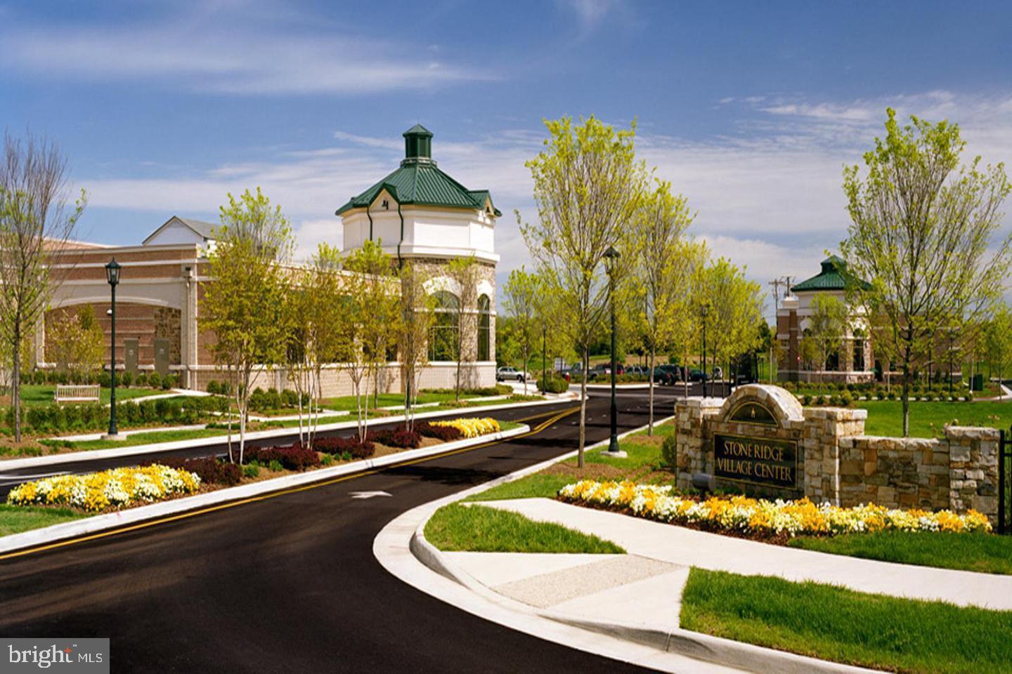 STONE RIDGE LANDBAY 5R - Residential