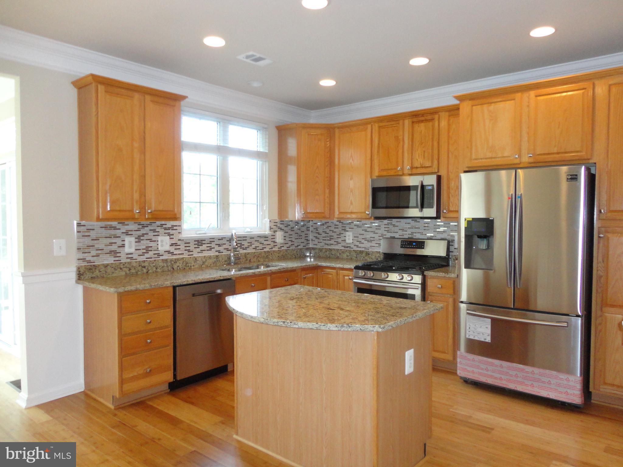 STONE RIDGE LANDBAY 5R - Residential