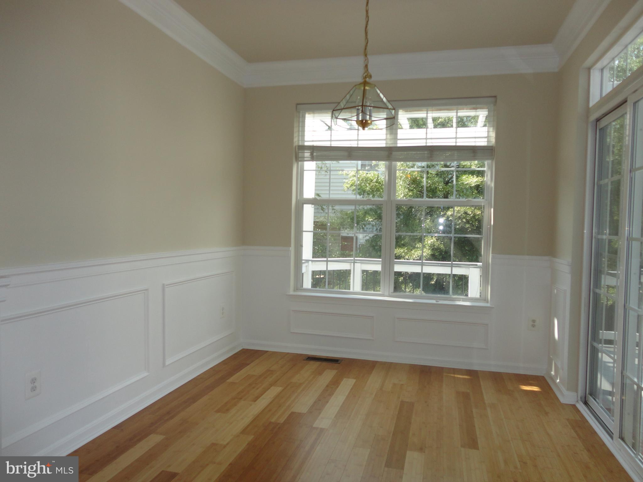 STONE RIDGE LANDBAY 5R - Residential