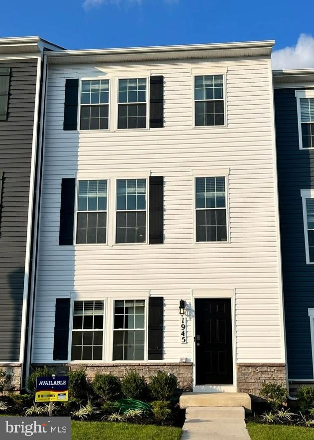 TUSCARORA CREEK - Residential