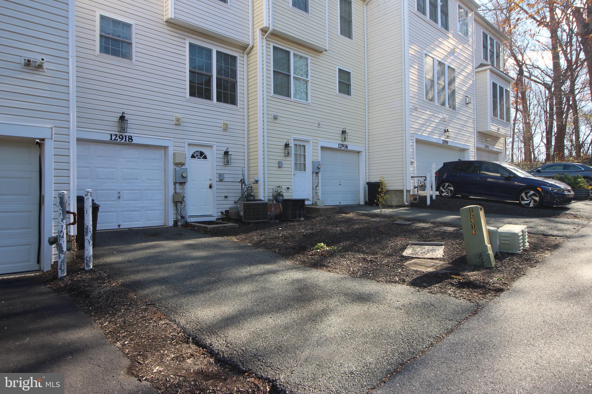 SUMMERFIELD CROSSING - Residential Lease