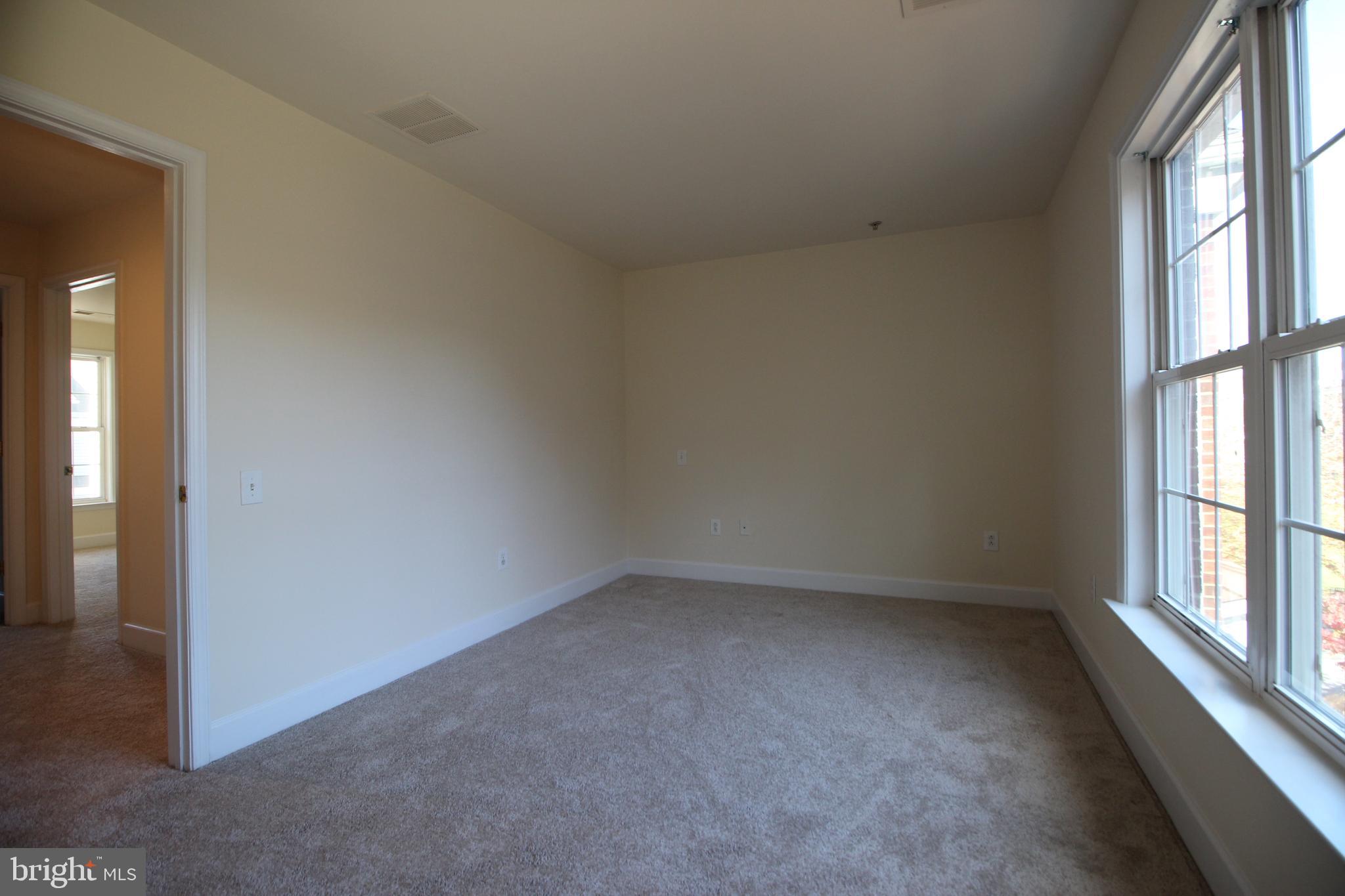 SUMMERFIELD CROSSING - Residential Lease