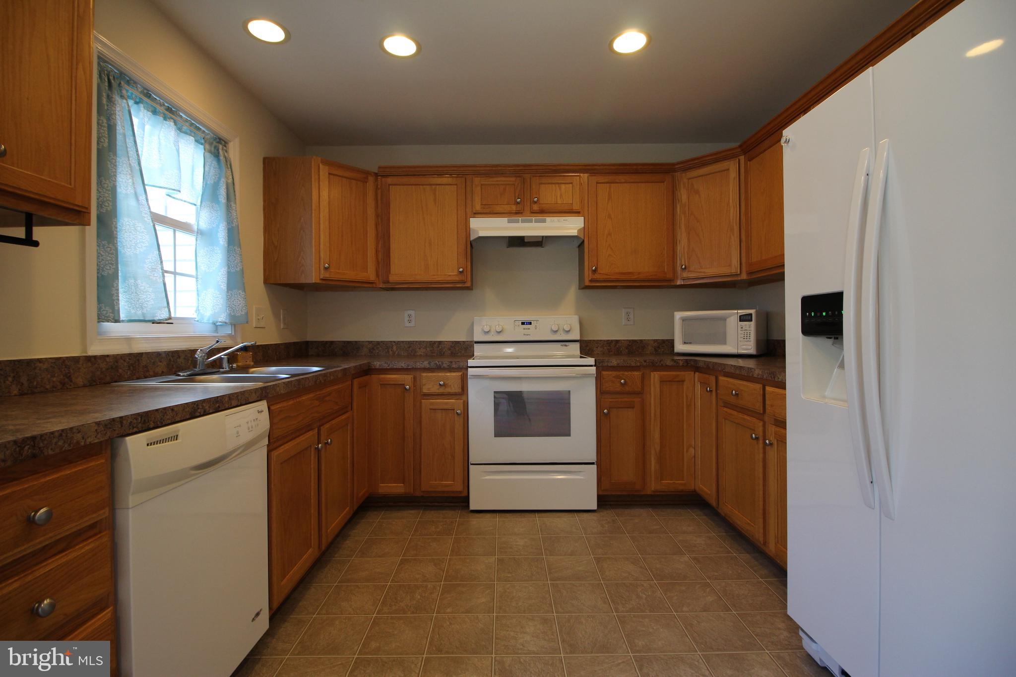 SUMMERFIELD CROSSING - Residential Lease