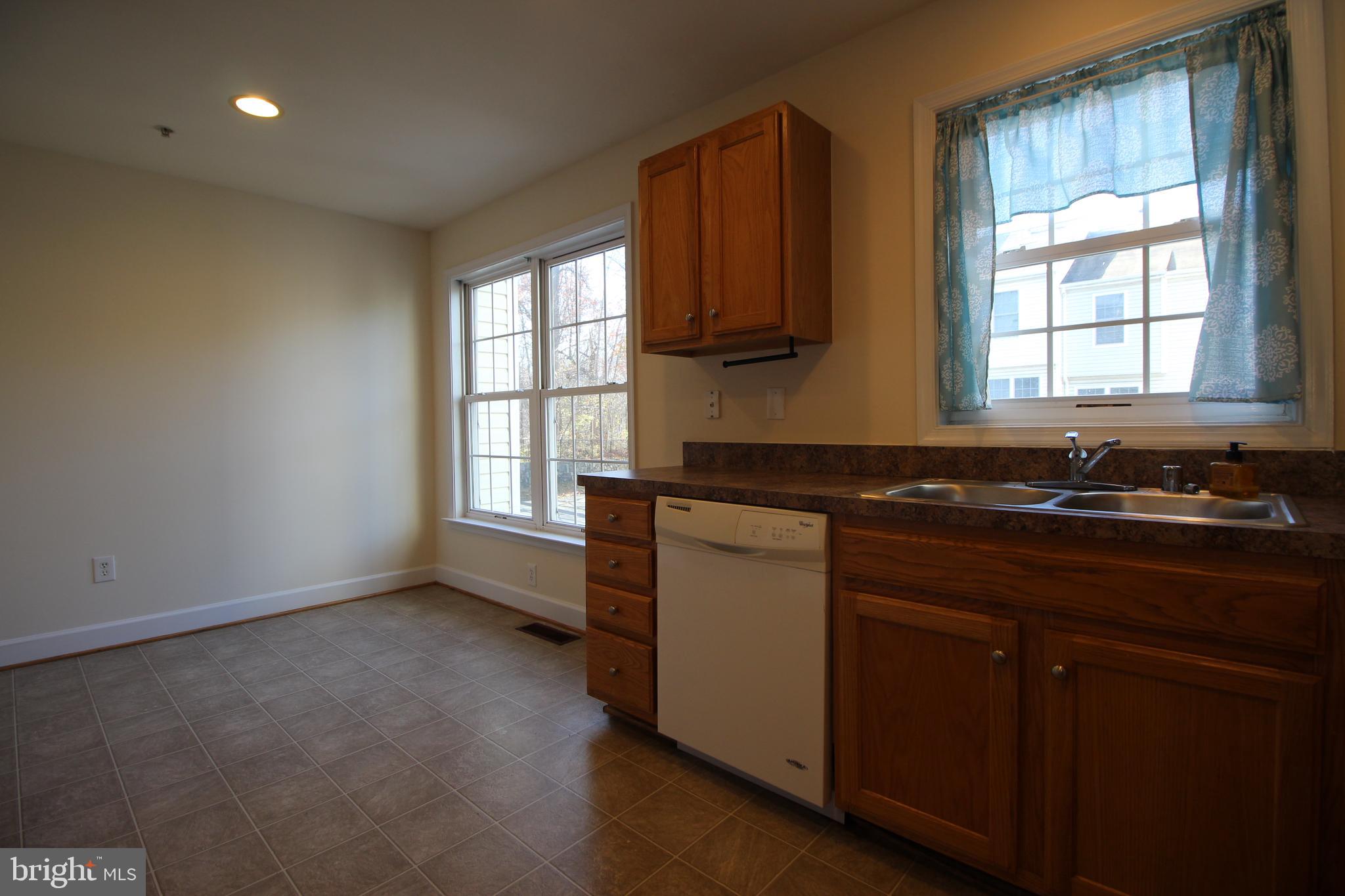 SUMMERFIELD CROSSING - Residential Lease