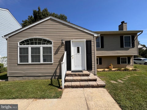 Homes For Sale - 6129 Ducketts Lane<br/> ELKRIDGE, MD 21075
