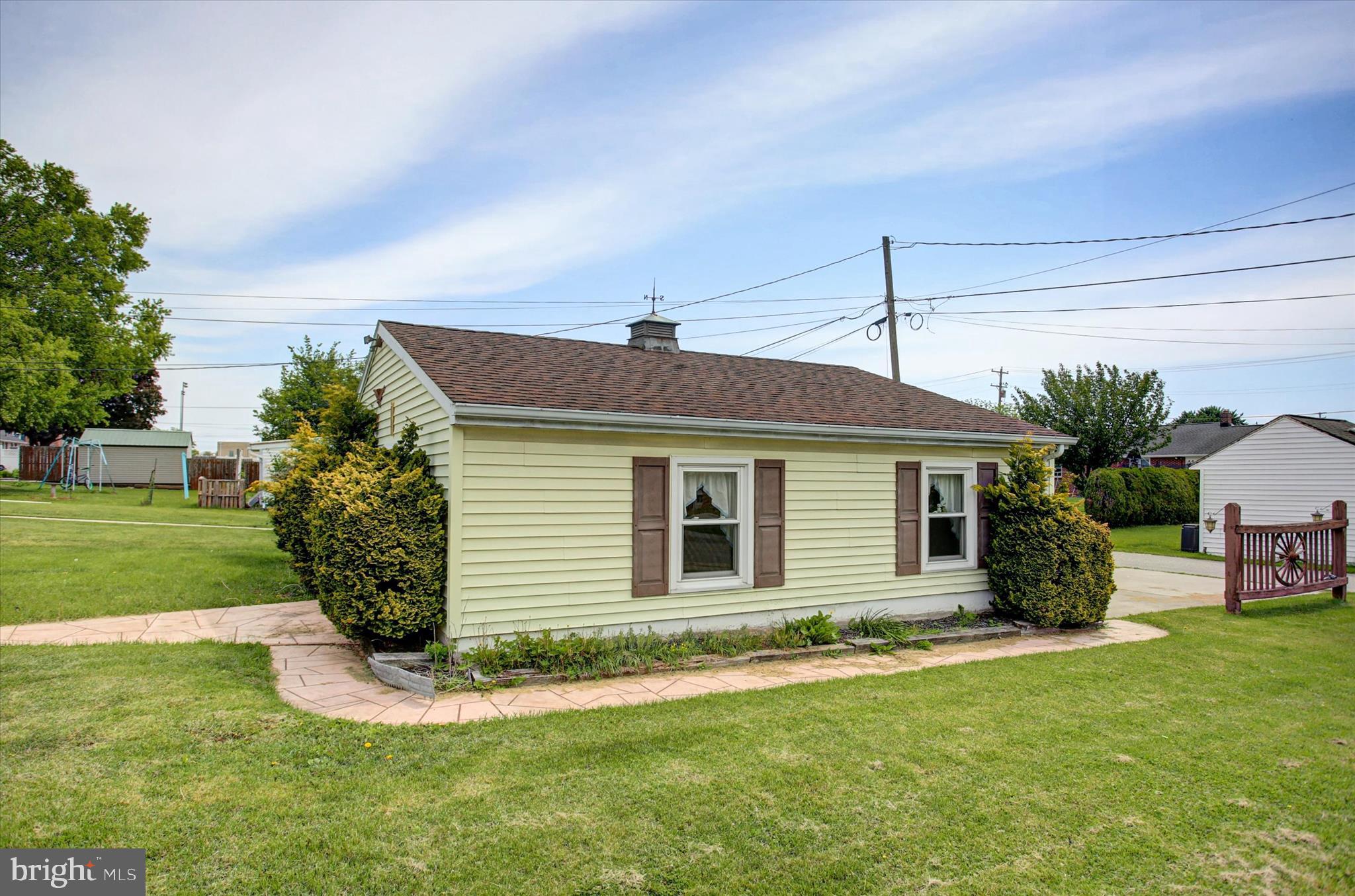 MCSHERRYSTOWN - Residential