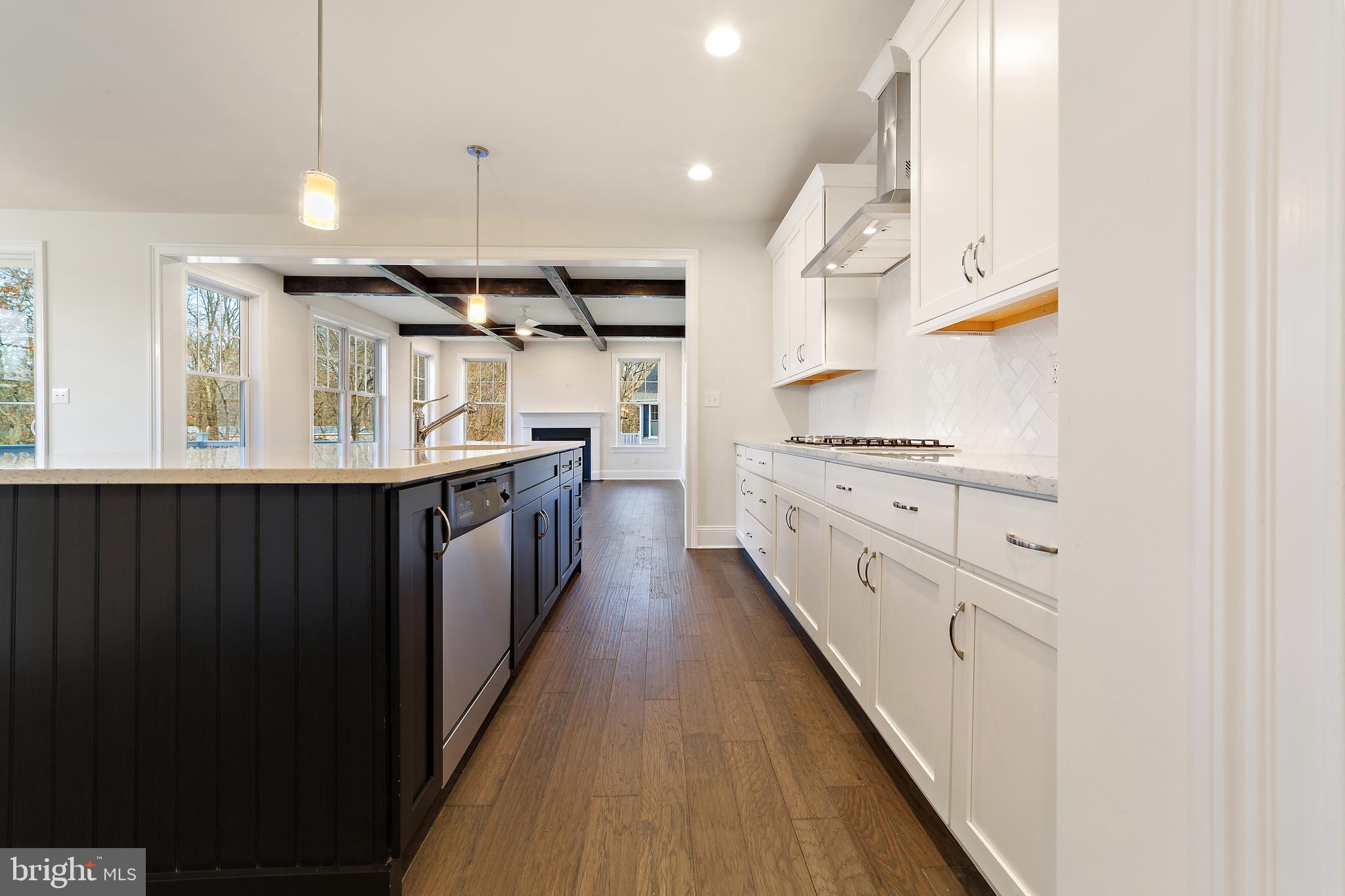 THE VILLAGES AT NORTHRIDGE - Residential