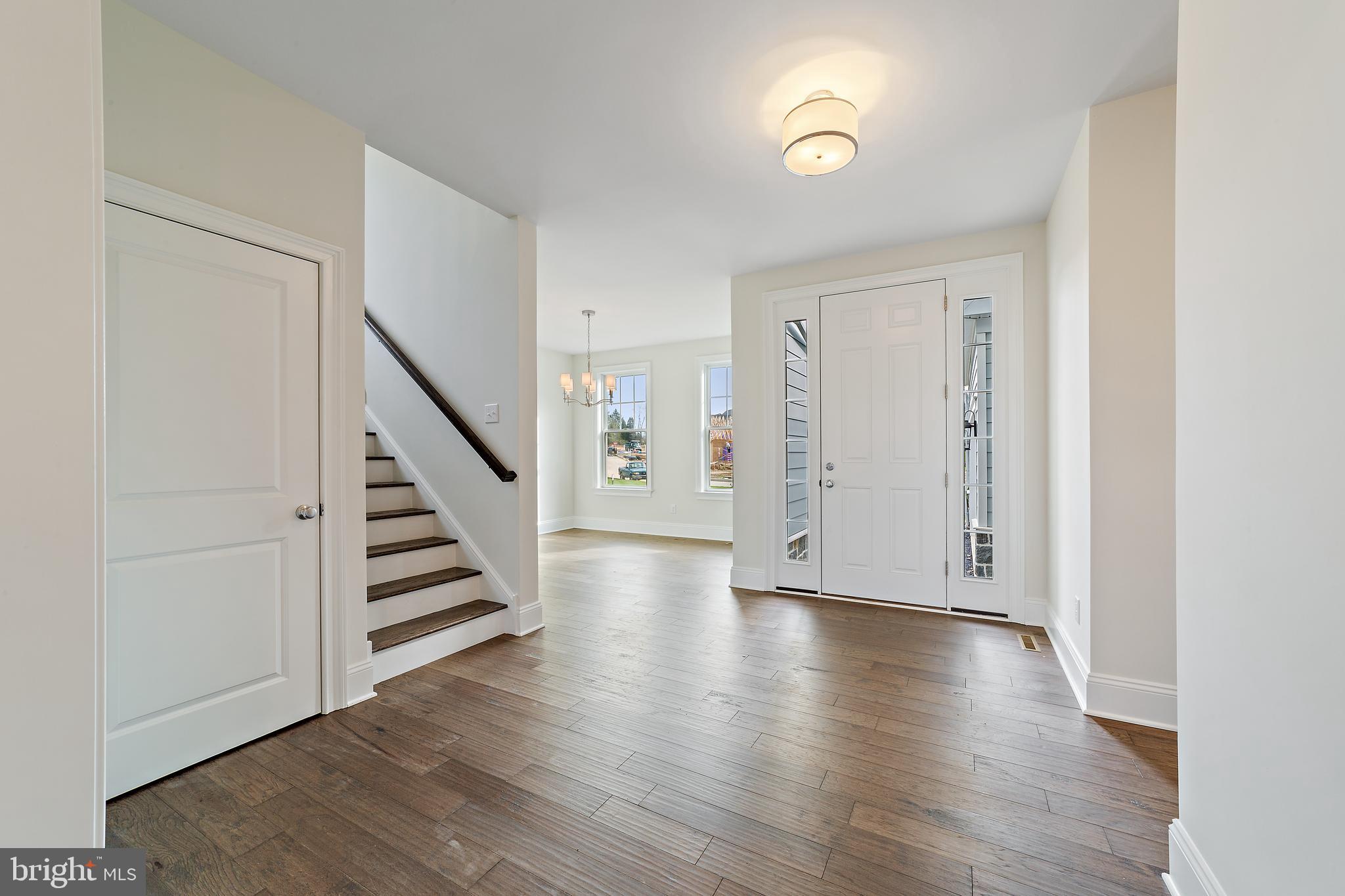 THE VILLAGES AT NORTHRIDGE - Residential