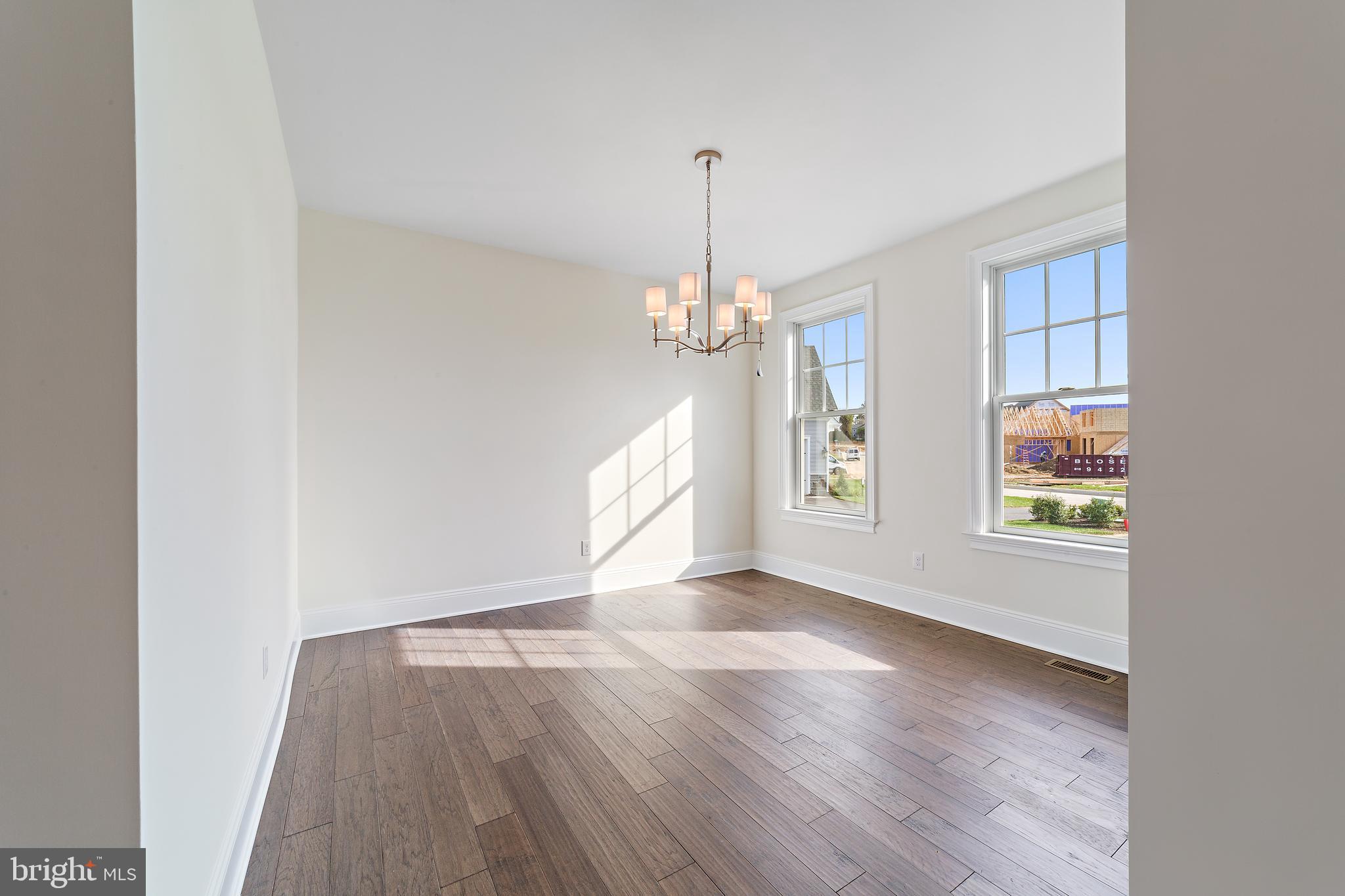 THE VILLAGES AT NORTHRIDGE - Residential