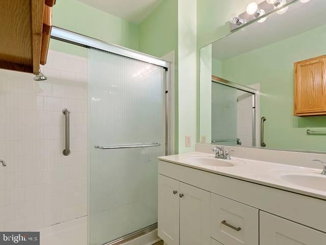 SYCAMORE MEWS - Residential