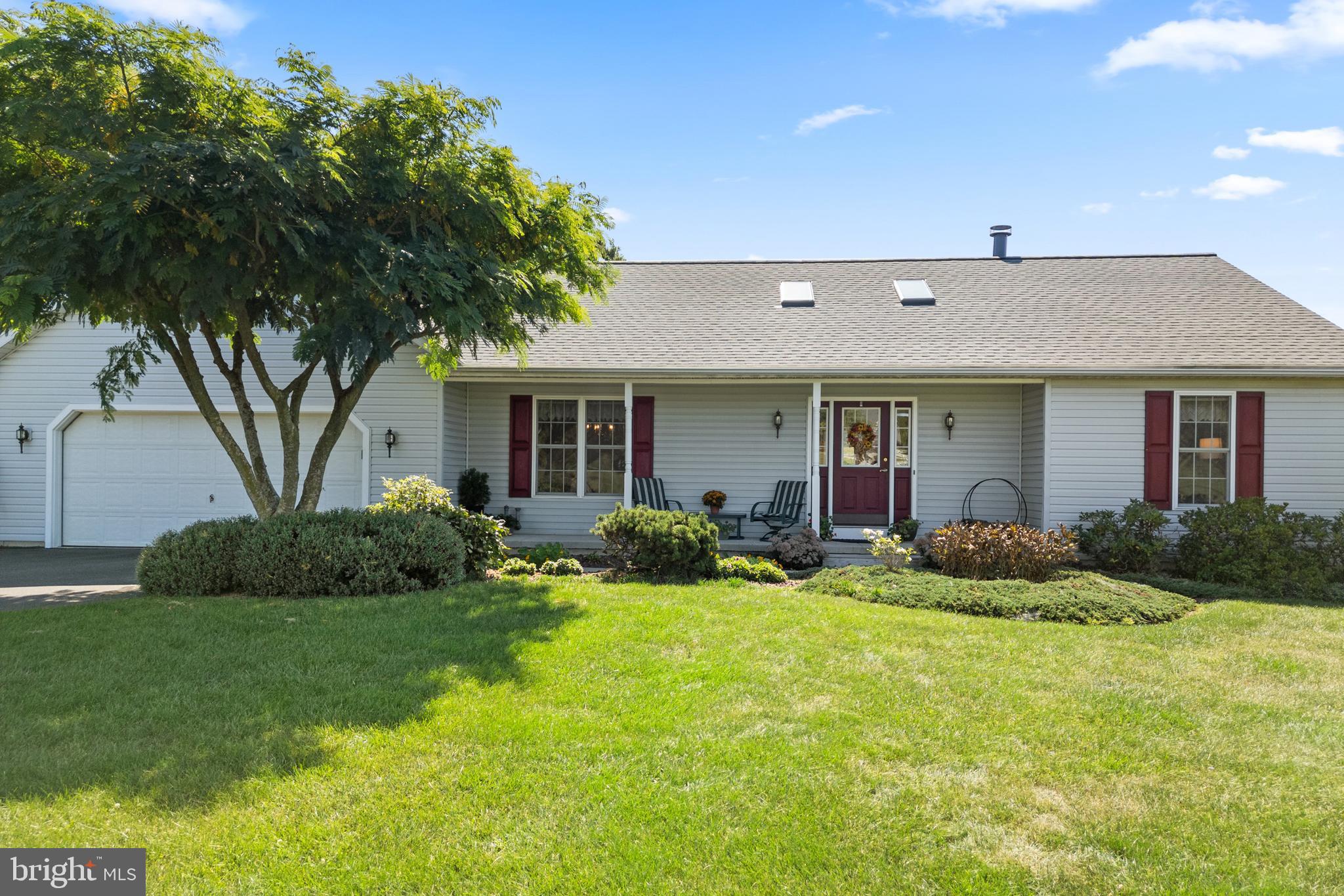 21 SUNNY RIDGE COURT
