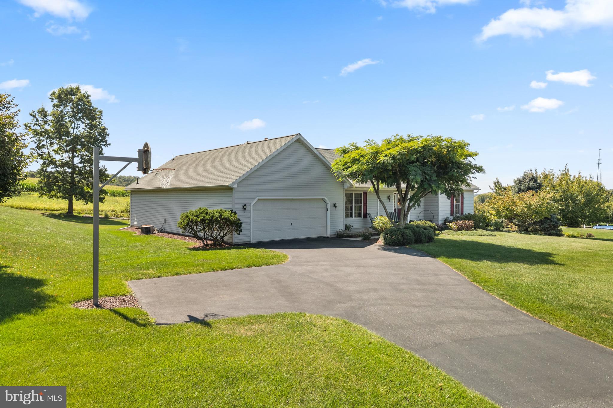 21 SUNNY RIDGE COURT