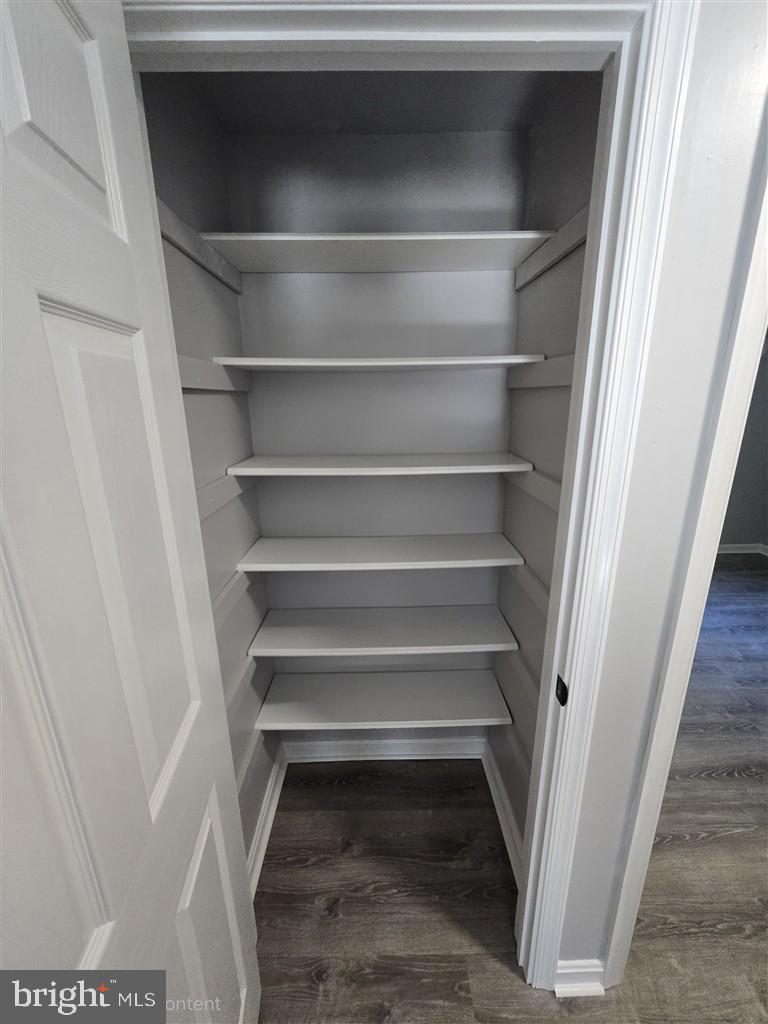 CHESTERFIELD - Residential