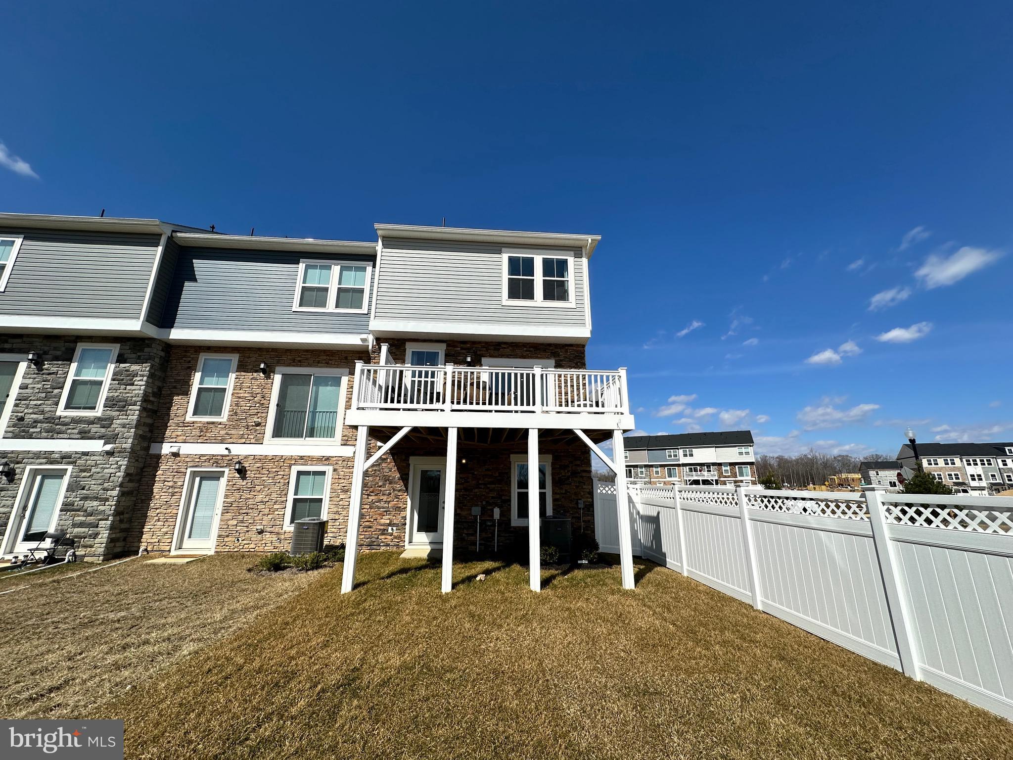 ST CHARLES - Residential