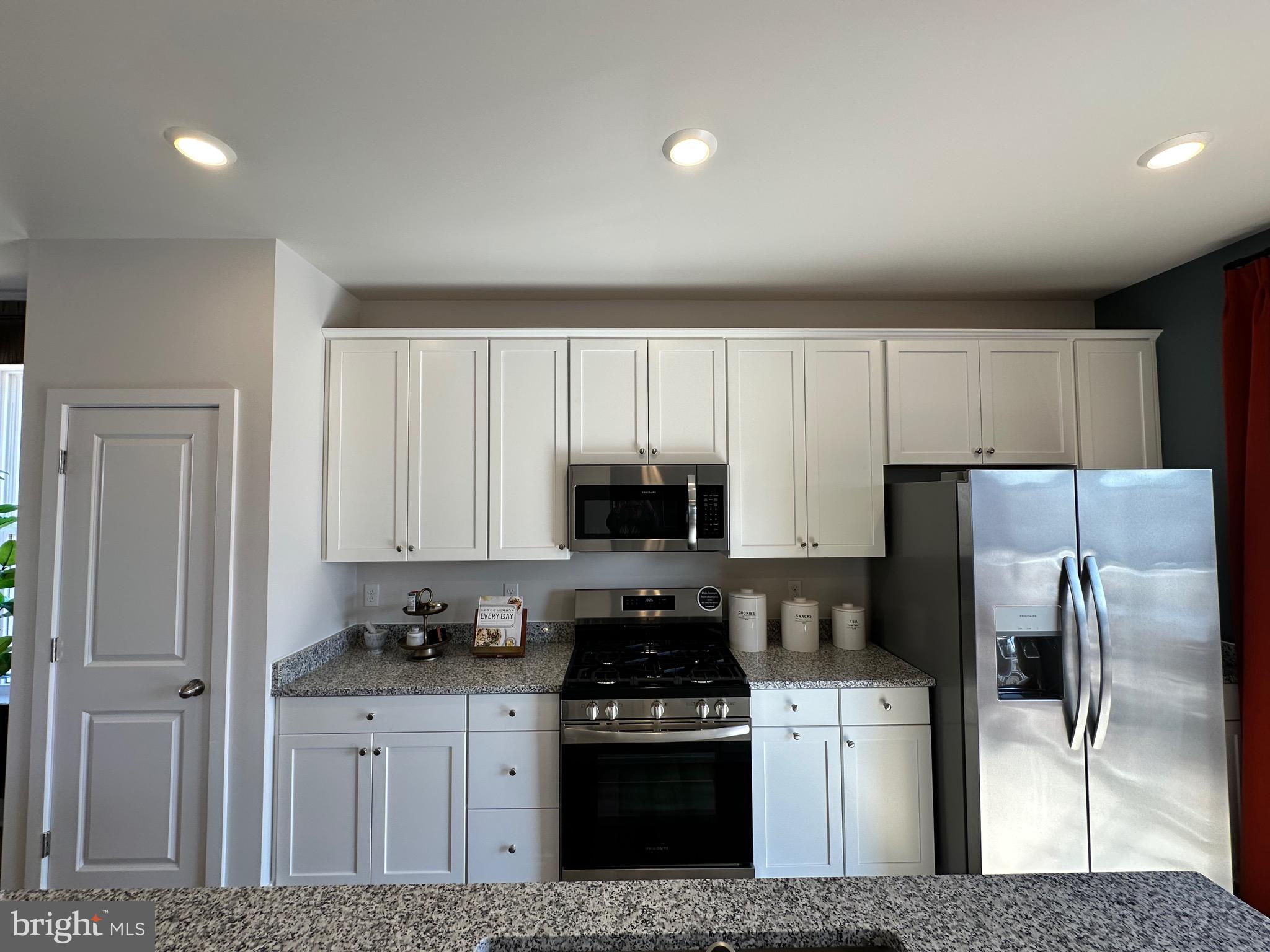 ST CHARLES - Residential